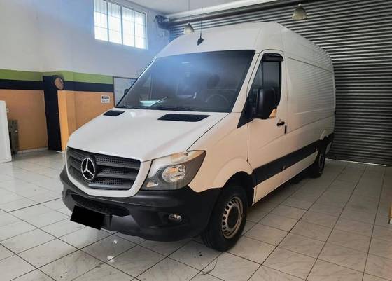 MERCEDES-BENZ SPRINTER 2.2 CDI DIESEL FURGÃO 415 TA LONGO MANUAL